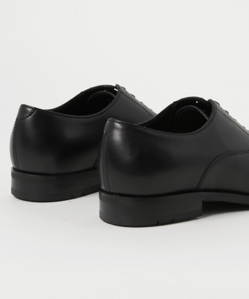 EDIFICE（エディフィス）の「SATTO & SILVA SPECTRE(ストレートチップ)（ドレスシューズ・メンズ・ブラック・40.5/41/41.5）」の4枚目の写真