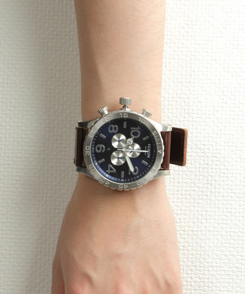 NIXON(ニクソン)の「THE 51-30 CHRONO LEATHER(アナログ腕時計・メンズ・パイソン/ブラウン系その他/その他1/その他2/ブラック/ネイビー/ブルー系その他/パープル・FREE)」の5枚目の写真