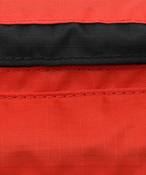 REGiSTA（レジスタ）の「【REGiSTA/レジスタ】PVC ウエストポーチ / ウエストバッグ（ボディバッグ/ウエストポーチ・メンズ・ブラック/ネイビー/イエロー系その他/グレー/レッド・FREE）」の7枚目の写真