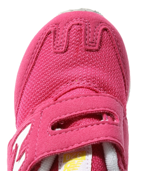 green label relaxing（グリーンレーベルリラクシング）の「◎［ニューバランス］ 13SS FS320(12cm～16.5ｃｍ)（スニーカー・キッズ・ピンク/ターコイズブルー・15cm/15.5cm/16cm/16.5cm/14cm/14.5cm/12cm/12.5cm/13cm/13.5cm）」の6枚目の写真