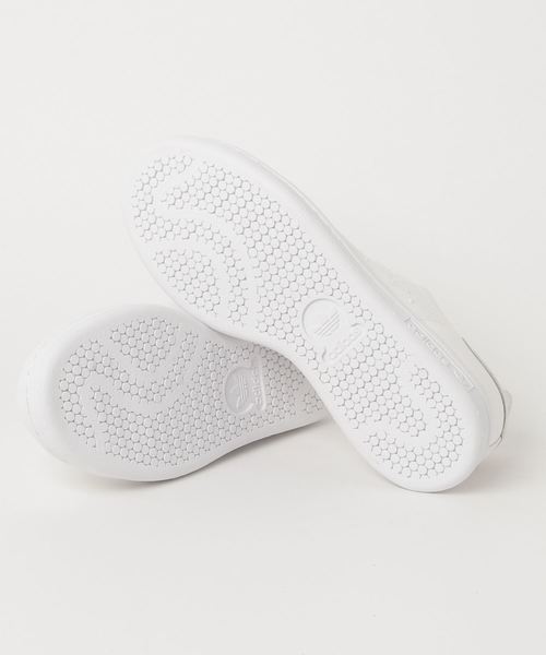 adidas(アディダス)の「スタンスミス STAN SMITH オリジナルス(スニーカー・メンズ・ホワイト・24.5cm/25.5cm/22.0cm/22.5cm/23.5cm/27.0cm/26.5cm/28.5cm/30.0cm/25.0cm/27.5cm/28.0cm/23.0cm/24.0cm/26.0cm/29.0cm/29.5cm)」の3枚目の写真