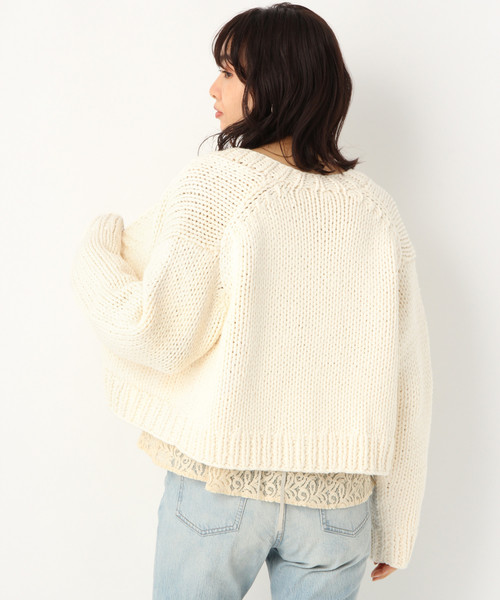 A part by(アパートバイ)の「HANDショートカーディガン 825791(カーディガン/ボレロ・レディース・グレー/オフホワイト/ライトベージュ・FREE)」の10枚目の写真