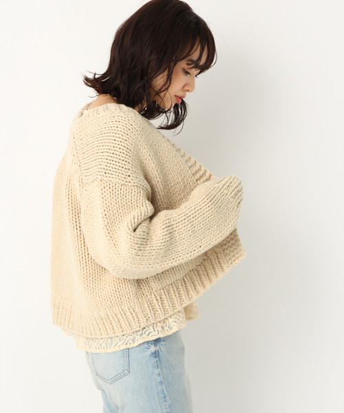 A part by(アパートバイ)の「HANDショートカーディガン 825791(カーディガン/ボレロ・レディース・グレー/オフホワイト/ライトベージュ・FREE)」の8枚目の写真