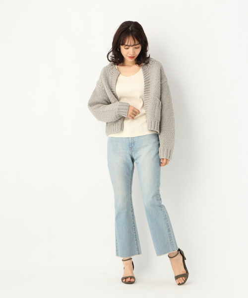 A part by(アパートバイ)の「HANDショートカーディガン 825791(カーディガン/ボレロ・レディース・グレー/オフホワイト/ライトベージュ・FREE)」の12枚目の写真