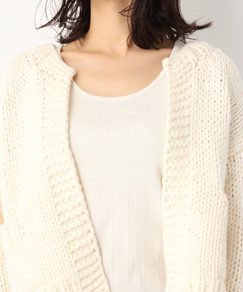 A part by(アパートバイ)の「HANDショートカーディガン 825791(カーディガン/ボレロ・レディース・グレー/オフホワイト/ライトベージュ・FREE)」の11枚目の写真