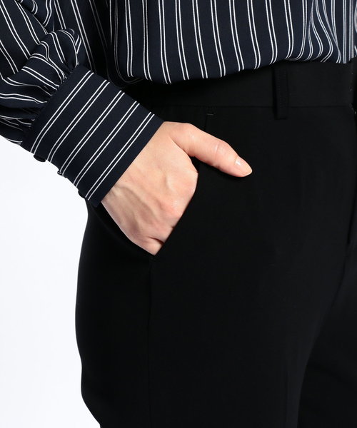 NARACAMICIE(ナラカミーチェ)の「《セットアップスーツ対応》ナチュラルストレッチテーパードパンツ(その他パンツ・レディース・ブラック/グレー・SMALL/MEDIUM/LARGE)」の12枚目の写真