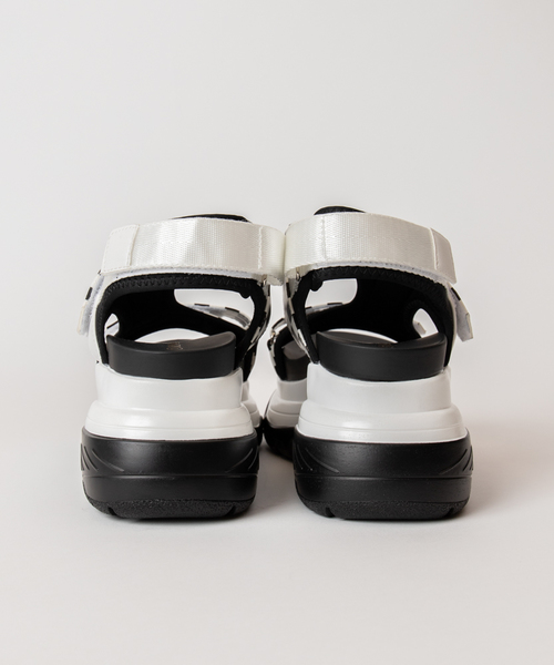 WEGO（ウィゴー）の「WEGO/厚底テープスポーツサンダル（サンダル・レディース・ホワイト/ブラック/その他1/パープル・LARGE/MEDIUM）」の11枚目の写真