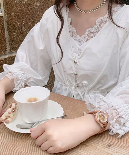 PairPair(ペアペア)の「レース付きボリュームギャザーブラウス(シャツ/ブラウス・レディース・オフホワイト/モカ/スモークピンク・FREE)」の2枚目の写真