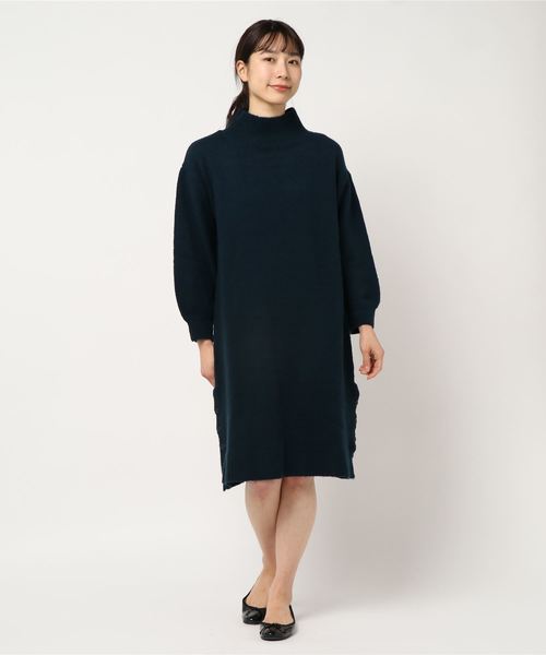 BELLUNA(ベルーナ)の「ブークレニット裾ボタン使いワンピース(ワンピース・レディース・ブラック/ターコイズブルー/イエロー/ラベンダー/パープル系その他/レンガ・MEDIUM/LARGE/X-LARGE)」の17枚目の写真