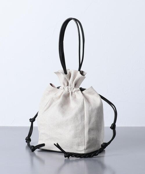 JAMIRAY（ジャミレイ）の「＜JAMIRAY（ジャミレイ）＞LTH/LIN ドローストリング バッグ（ハンドバッグ・レディース・ブラック/ホワイト・FREE）」の12枚目の写真