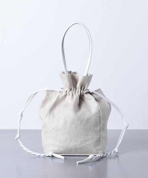 JAMIRAY（ジャミレイ）の「＜JAMIRAY（ジャミレイ）＞LTH/LIN ドローストリング バッグ（ハンドバッグ・レディース・ブラック/ホワイト・FREE）」の17枚目の写真