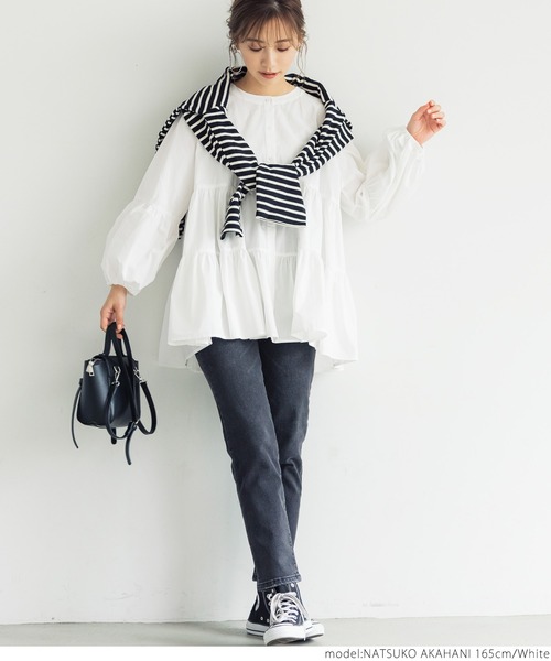 coca（coca）（コカ）の「ティアードフレアバンドカラーシャツ（シャツ/ブラウス・レディース・ホワイト/ブラウン/ブラック/ブルー・ONE SIZE/M/L）」の5枚目の写真