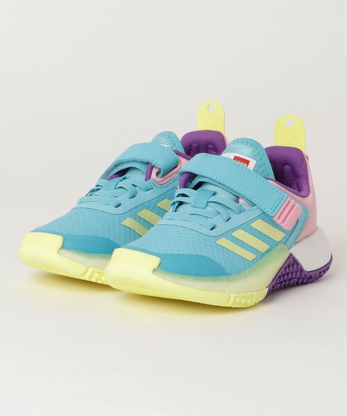 adidas（アディダス）の「LEGO アディダス スポーツ [LEGO adidas Sport] (キッズ／子供用)（スニーカー・キッズ・ライトブルー・23.5cm/19.0cm/23.0cm/20.5cm/19.5cm/25.0cm/18cm/21.5cm/17.5cm/21.0cm/17.0cm/18.5cm/24.0cm/22.0cm/20.0cm/22.5cm/24.5cm）」の3枚目の写真