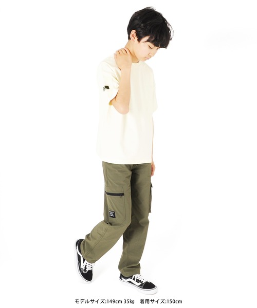 GLAZOS（グラソス）の「OE天竺・抗菌防臭加工ドロップショルダーバックロゴ袖ポケット半袖Tシャツ（Tシャツ/カットソー・キッズ・ブラック/ライトブルー/アイボリー・140cm/170cm/130cm/160cm/150cm）」の11枚目の写真