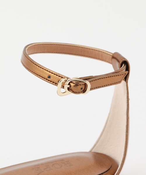 ROPE'（ロペ）の「スクエアフラットサンダル（サンダル・レディース・シルバー/その他1・37.5/36.5/35.5）」の12枚目の写真