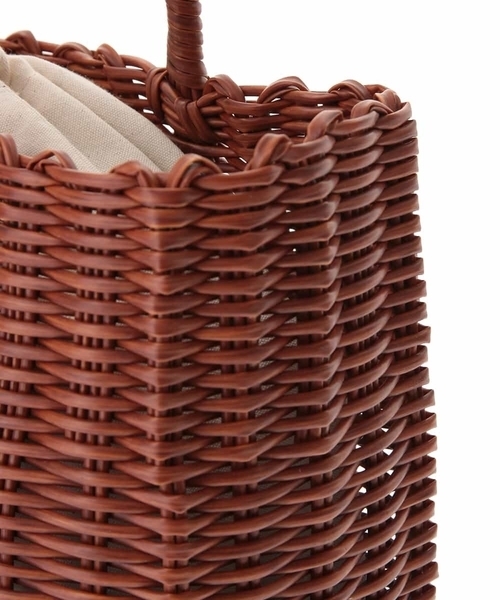 a.v.v（アーヴェヴェ）の「キンチャク付きカゴバッグ（かごバッグ・レディース・オレンジ系その他/ブラック・38）」の9枚目の写真