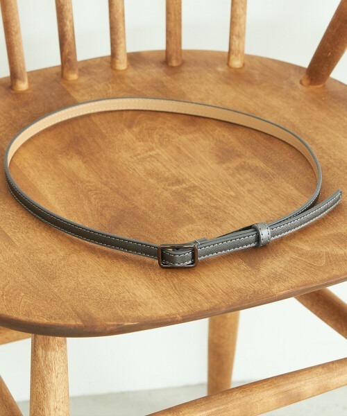 COMME CA ISM（コムサイズム）の「ピンレスベルト（ベルト・レディース・シルバー/オレンジ/マスタード/ガンメタ・FREE）」の4枚目の写真