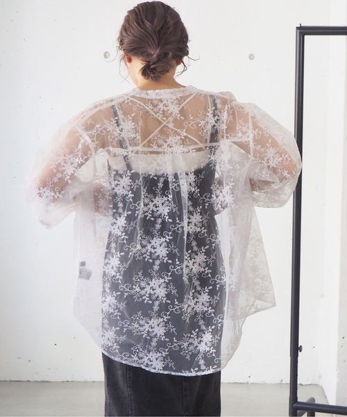 tiptop（ティップトップ）の「2021SS オーガンジー刺繍オーバーサイズシャツ（シャツ/ブラウス・レディース・ブラック/アイボリー/オフホワイト・FREE）」の11枚目の写真