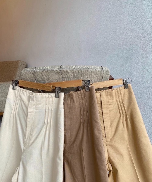 lawgy（ラウジー）の「pin tuck pants（その他パンツ・レディース・ブラウン/ホワイト/ベージュ・FREE）」の10枚目の写真