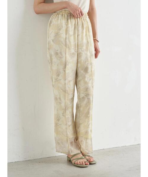 earth music&ecology（アースミュージックアンドエコロジー）の「シアーマーブルセミフレアパンツ　＊（その他パンツ・レディース・ピンク/ライトグリーン/ブルー・FREE）」の17枚目の写真