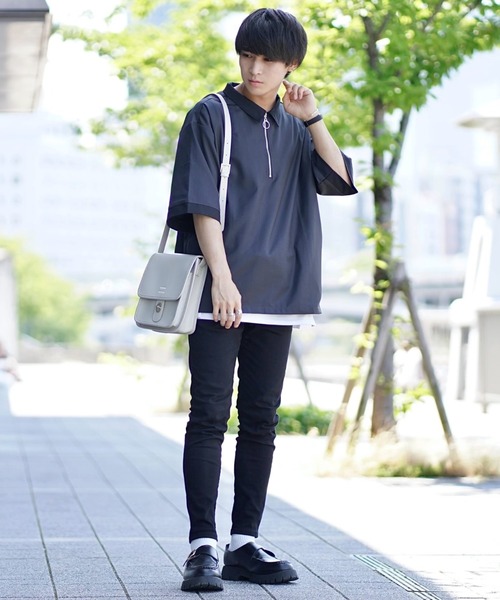 INTER FACTORY(インターファクトリー)の「ファッションインフルエンサーこーせ - スイッチングハーフジップシャツ made in INTER FACTORY(シャツ/ブラウス・メンズ・グレー/ブラック×ブルー・MEDIUM/LARGE)」の22枚目の写真