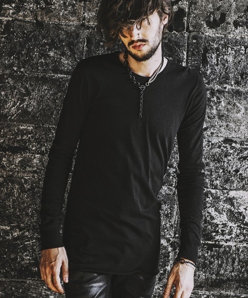 NO ID.（ノーアイディ）の「C天竺チェンジングシームロンT◇（Tシャツ/カットソー・メンズ・ブラック/グレー/ホワイト・1/2）」の2枚目の写真