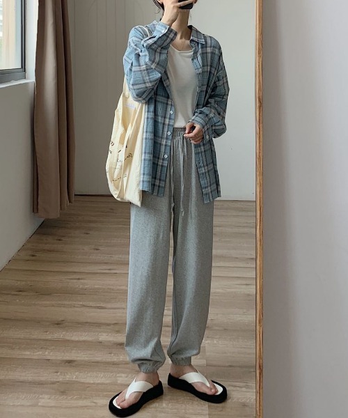 MANGROVE(マングローブ)の「デザイントングサンダル(サンダル・レディース・ホワイト/ブラック・SMALL/MEDIUM/LARGE)」の21枚目の写真