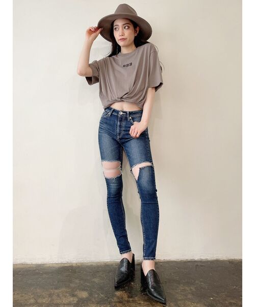 GYDA(ジェイダ)の「BBB BIGTシャツ(Tシャツ/カットソー・レディース・ブラック/ベージュ/オフホワイト・FREE)」の17枚目の写真