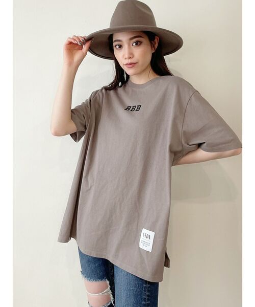 GYDA(ジェイダ)の「BBB BIGTシャツ(Tシャツ/カットソー・レディース・ブラック/ベージュ/オフホワイト・FREE)」の20枚目の写真