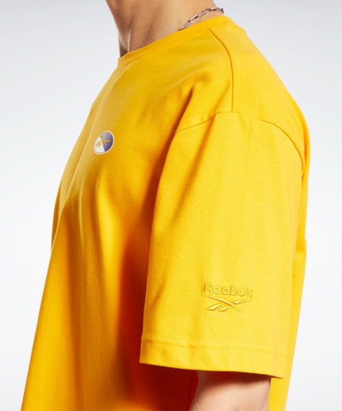 Reebok(リーボック)の「プレミアム ファンデーション ショートスリーブ Tシャツ / Premium-Foundation Short Sleeve T-Shirt(Tシャツ/カットソー・メンズ・ホワイト/ブラック/ゴールド系その他・SMALL/MEDIUM/LARGE/X-LARGE/XX-LARGE/X-SMALL/XXX-LARGE)」の11枚目の写真