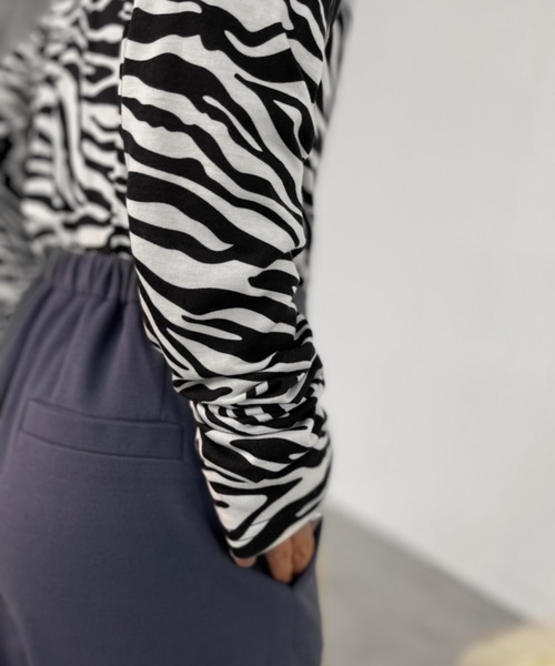 Solace（ソレイス）の「ハイネックストレッチインナートップス（Tシャツ/カットソー・レディース・グリーン/ブラック/オレンジ・FREE）」の6枚目の写真