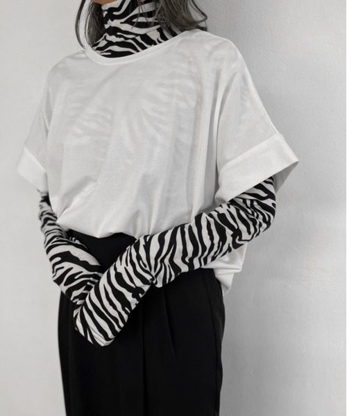 Solace（ソレイス）の「ハイネックストレッチインナートップス（Tシャツ/カットソー・レディース・グリーン/ブラック/オレンジ・FREE）」の22枚目の写真