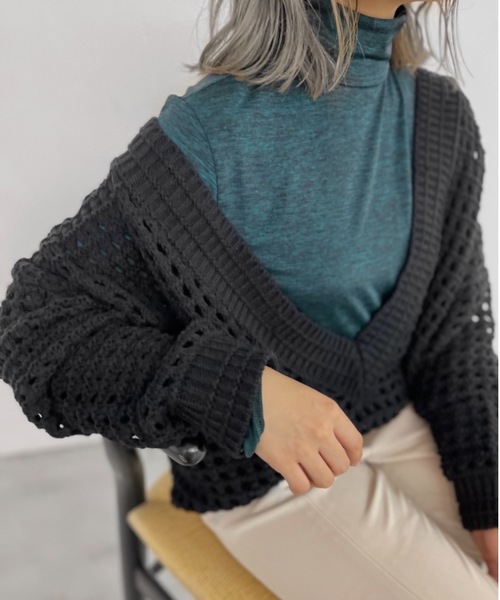 Solace（ソレイス）の「ハイネックストレッチインナートップス（Tシャツ/カットソー・レディース・グリーン/ブラック/オレンジ・FREE）」の11枚目の写真