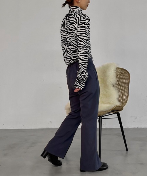 Solace（ソレイス）の「ハイネックストレッチインナートップス（Tシャツ/カットソー・レディース・グリーン/ブラック/オレンジ・FREE）」の10枚目の写真