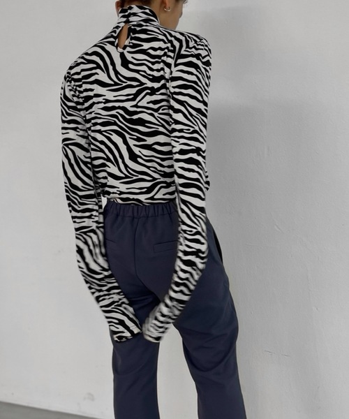 Solace（ソレイス）の「ハイネックストレッチインナートップス（Tシャツ/カットソー・レディース・グリーン/ブラック/オレンジ・FREE）」の7枚目の写真