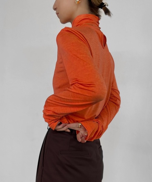 Solace（ソレイス）の「ハイネックストレッチインナートップス（Tシャツ/カットソー・レディース・グリーン/ブラック/オレンジ・FREE）」の21枚目の写真