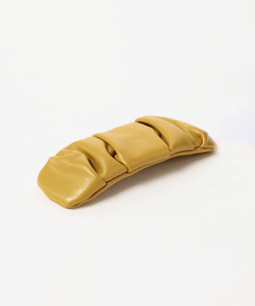 Ray BEAMS（レイビームス）の「Ray BEAMS / フェイクレザー ギャザー ヘアピン（ヘアピン・レディース・ブラック/オフホワイト/イエロー・ONE SIZE）」の10枚目の写真