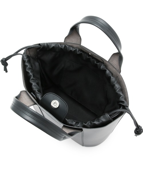 SALON adam et rope'(サロン アダム エ ロペ)の「ポーチ付きフェイクレザートートバッグ(トートバッグ・レディース・ブラック/マスタード/ライトグレー・FREE)」の17枚目の写真