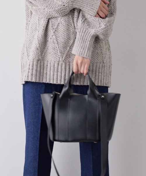 SALON adam et rope'(サロン アダム エ ロペ)の「ポーチ付きフェイクレザートートバッグ(トートバッグ・レディース・ブラック/マスタード/ライトグレー・FREE)」の22枚目の写真