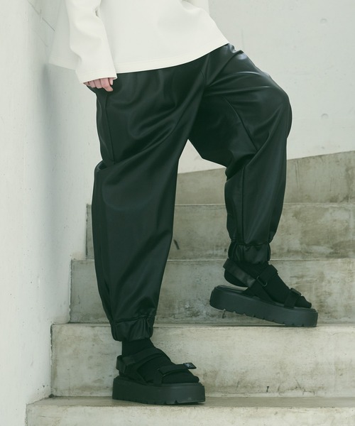 DOOPZ（ドープス）の「Synthetic leather rib pants/シンセティック