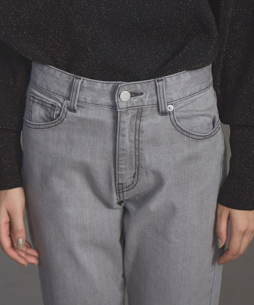 NOMINE(ノミネ)の「【展開店舗限定】カットオフテーパードデニム(デニムパンツ・レディース・ライトグレー/ブルー・X-SMALL/S/M/L)」の19枚目の写真