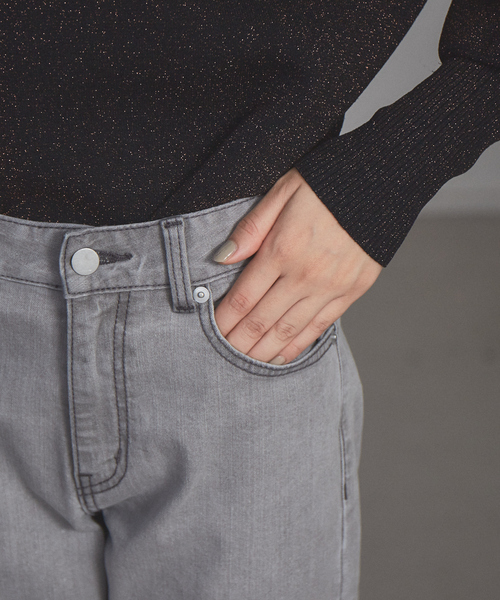 NOMINE(ノミネ)の「【展開店舗限定】カットオフテーパードデニム(デニムパンツ・レディース・ライトグレー/ブルー・X-SMALL/S/M/L)」の20枚目の写真