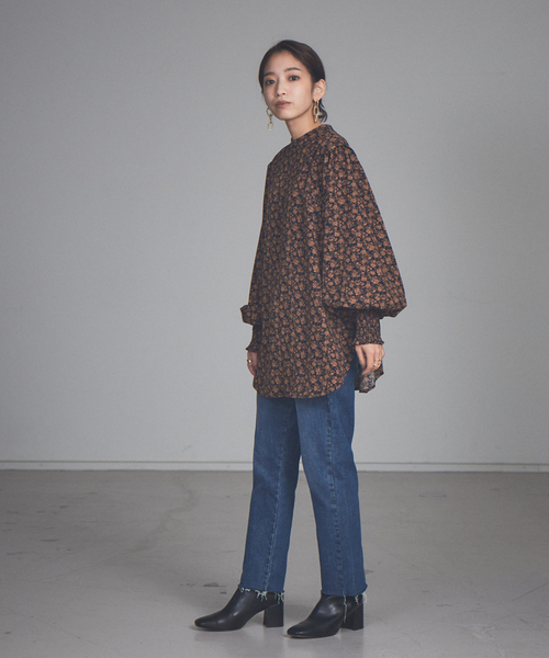 NOMINE(ノミネ)の「【展開店舗限定】カットオフテーパードデニム(デニムパンツ・レディース・ライトグレー/ブルー・X-SMALL/S/M/L)」の7枚目の写真