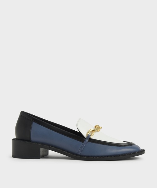 CHARLES & KEITH(チャールズ & キース)の「チャンキーチェーンリンク ローファー / Chunky Chain Link Loafers(ローファー・レディース・ブラック/オリーブ/マルチ/バーガンディー・22.5cm/23cm/23.5cm/24.5cm/25cm/25.5cm)」の4枚目の写真