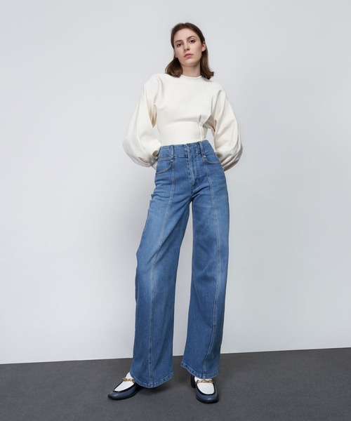 CHARLES & KEITH(チャールズ & キース)の「チャンキーチェーンリンク ローファー / Chunky Chain Link Loafers(ローファー・レディース・ブラック/オリーブ/マルチ/バーガンディー・22.5cm/23cm/23.5cm/24.5cm/25cm/25.5cm)」の11枚目の写真