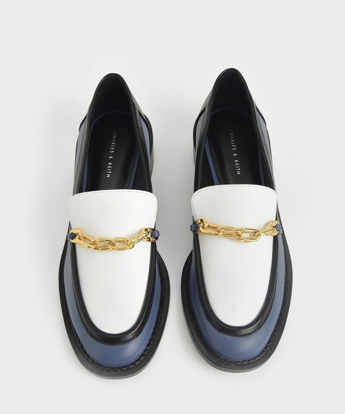 CHARLES & KEITH(チャールズ & キース)の「チャンキーチェーンリンク ローファー / Chunky Chain Link Loafers(ローファー・レディース・ブラック/オリーブ/マルチ/バーガンディー・22.5cm/23cm/23.5cm/24.5cm/25cm/25.5cm)」の15枚目の写真
