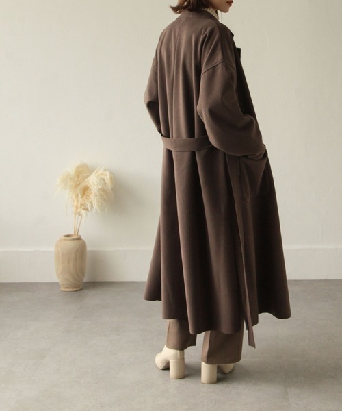 Chillfar（チルファー）の「ダブルフェイスサイドスリットオーバーコート（チェスターコート・レディース・ブラック/イエロー/ブルー/アイボリー/モカ/ブラウン系・MEDIUM/LARGE）」の21枚目の写真