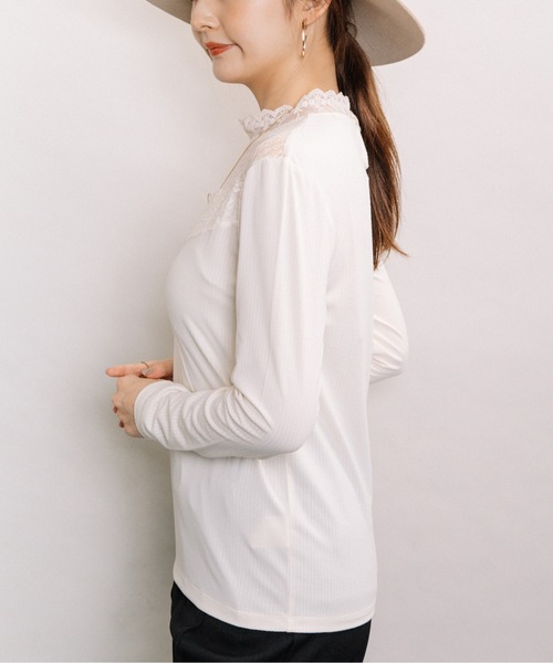 ELVENCE DEUX(エルベンスドゥ)の「レースハイネックT(Tシャツ/カットソー・レディース・ブラック/オフホワイト/ブラウン/グレー・MEDIUM/LARGE)」の14枚目の写真