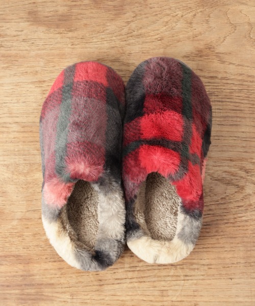 BIRTHDAY BAR（バースデイバー）の「チェックファー ルームシューズ（ルームシューズ/スリッパ・レディース・ブラウン/イエロー/グレー/グリーン・フリー）」の2枚目の写真