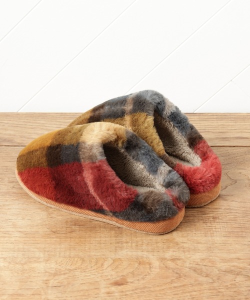 BIRTHDAY BAR（バースデイバー）の「チェックファー ルームシューズ（ルームシューズ/スリッパ・レディース・ブラウン/イエロー/グレー/グリーン・フリー）」の7枚目の写真